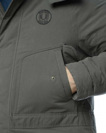 Пуховик мужской Fred Perry J1286 (M темно-оливковый)