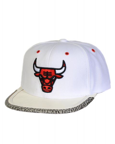 Головной убор 6HSSMM19505 DAY 3 SNAPBACK Chicago Bulls Khaki 6HSSMM19505-CBUKHAK (Chicago Bulls Pattern / White, OS)