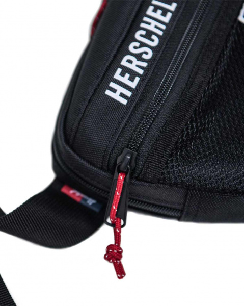 Сумка поясная Herschel Nineteen Bachelor 10590 (BLACK 3 L)