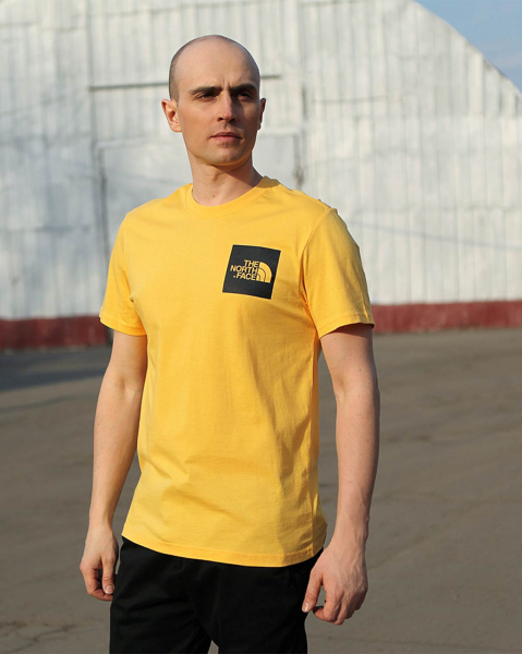 Футболка The North Face 000035548 (S желтый)