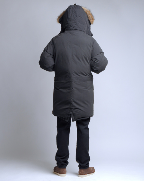 Пуховик мужской Fred Perry J1286 (M черный)