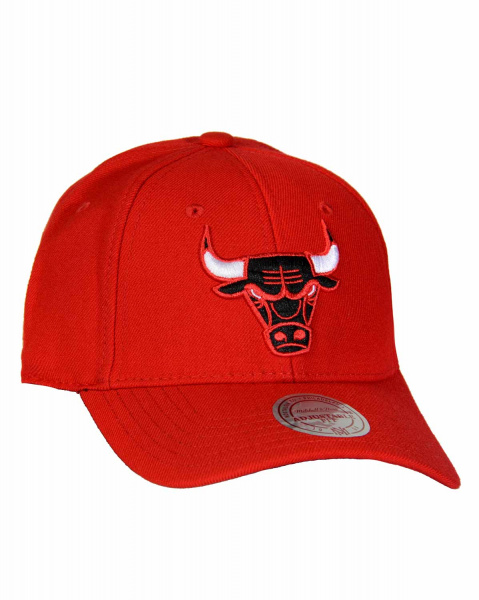 Бейсболка с изогнутым козырьком Mitchell and Ness EU246 LOW PRO SNAPBACK (Chicago Bulls Red)