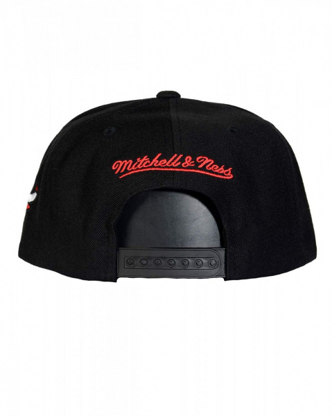 Головной убор MM19008 Foundation Script Snapback CHICAGO BULLS Black 6HSSMM19008-CBUBLCK (CHICAGO BULLS Black, OS)